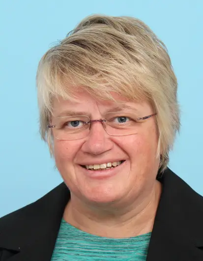 Home 40 Tonči Cerar